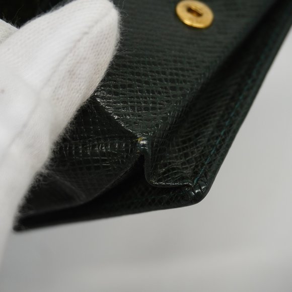 Auth Louis Vuitton Taiga Porto Monevo Watt M30384 Men's  Coin Purse Episea - Picture 6 of 8